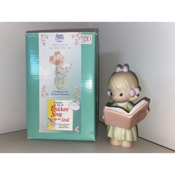 Precious Moments Figurine 731129 "Our Family" 1999 4.5" Enesco Porcelain Figure - Picture 1 of 11